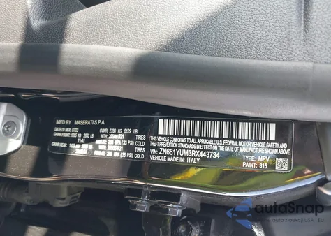 2024 Maserati Levante Modena Ultima z USA, uszkodzony, nr VIN ZN661YUM3RX443734